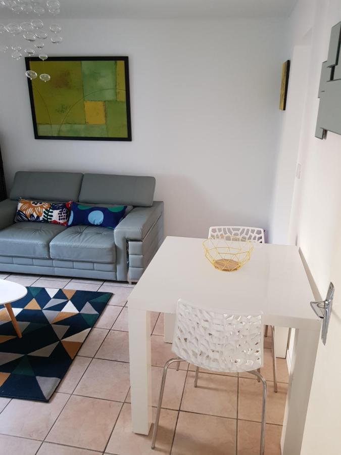 Jolie Appartement Moderne A โรอาน ภายนอก รูปภาพ