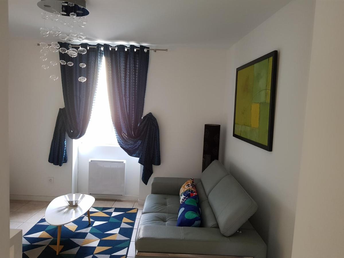 Jolie Appartement Moderne A โรอาน ภายนอก รูปภาพ